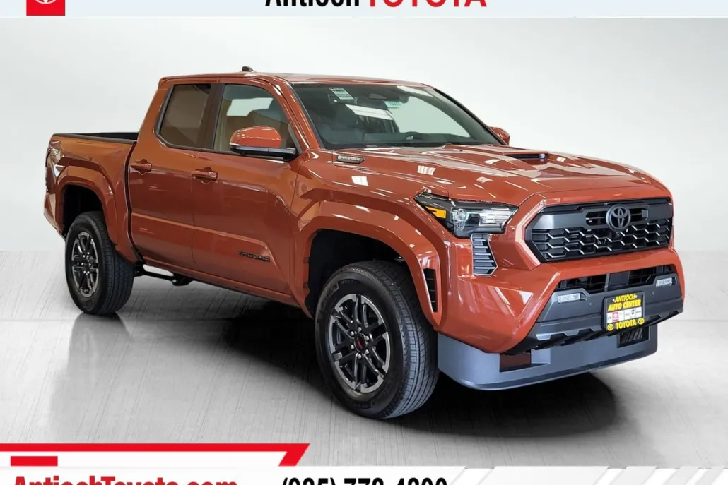 2025 Toyota Tacoma TRD Sport Double Cab photo 1