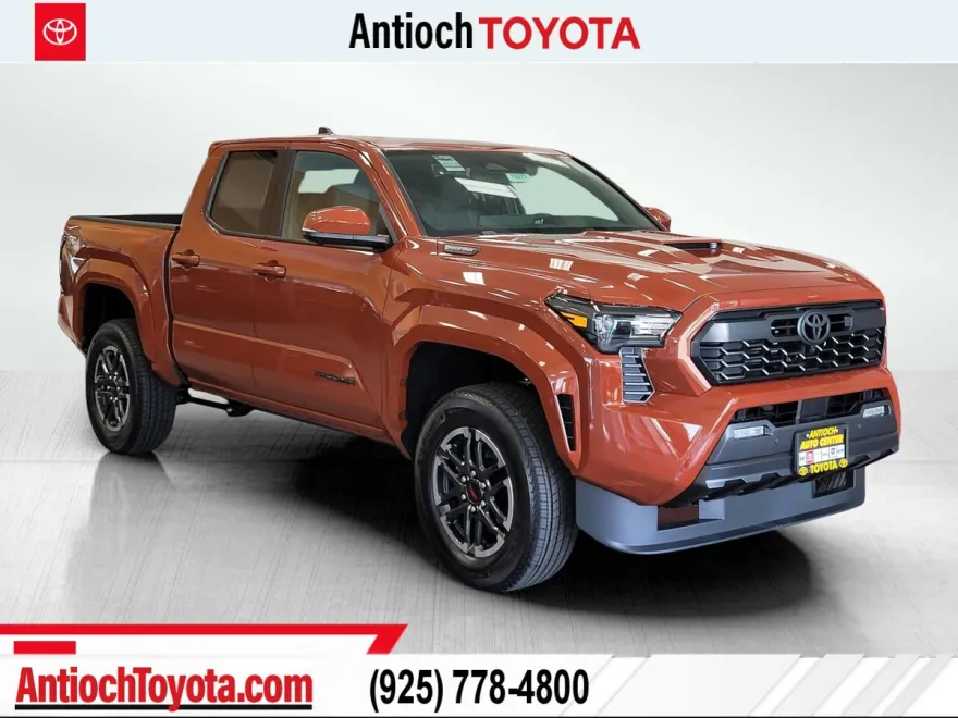 2025 Toyota Tacoma TRD Sport Double Cab photo 1