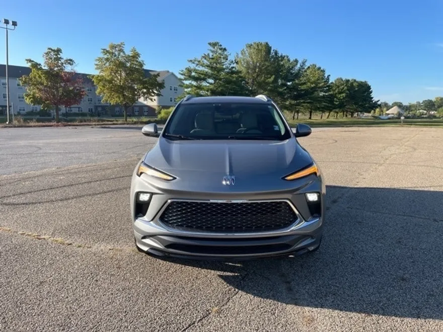 2024 Buick Encore GX Avenir photo 1