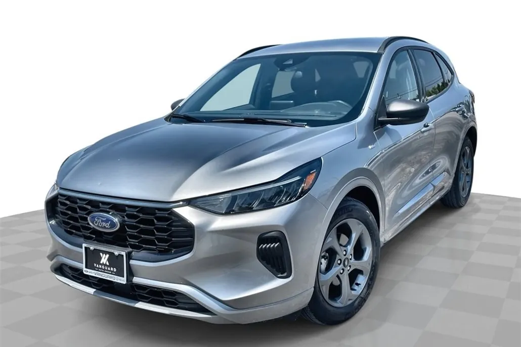 2024 Ford Escape ST-Line photo 1
