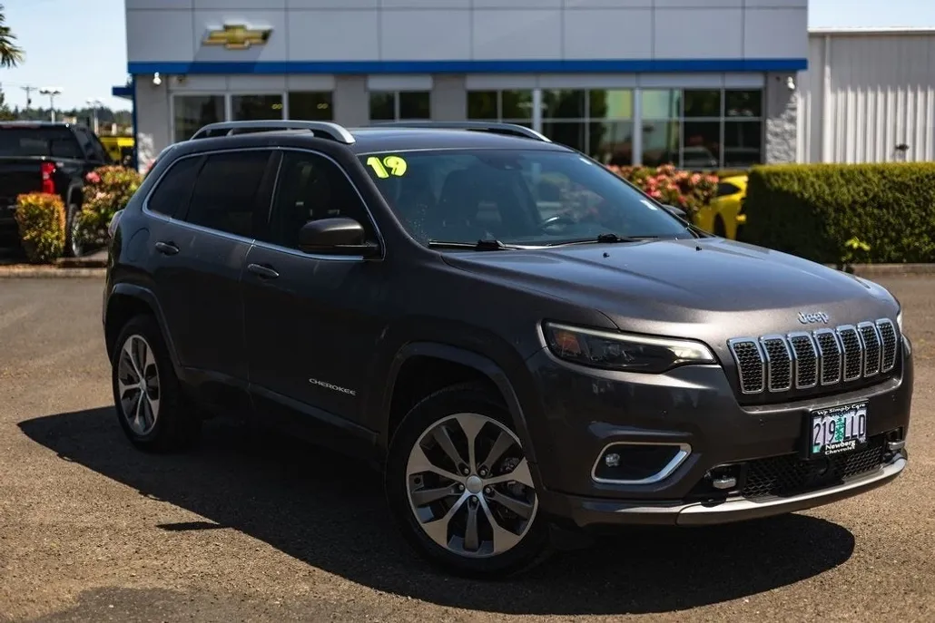 2019 Jeep Cherokee Overland photo 1