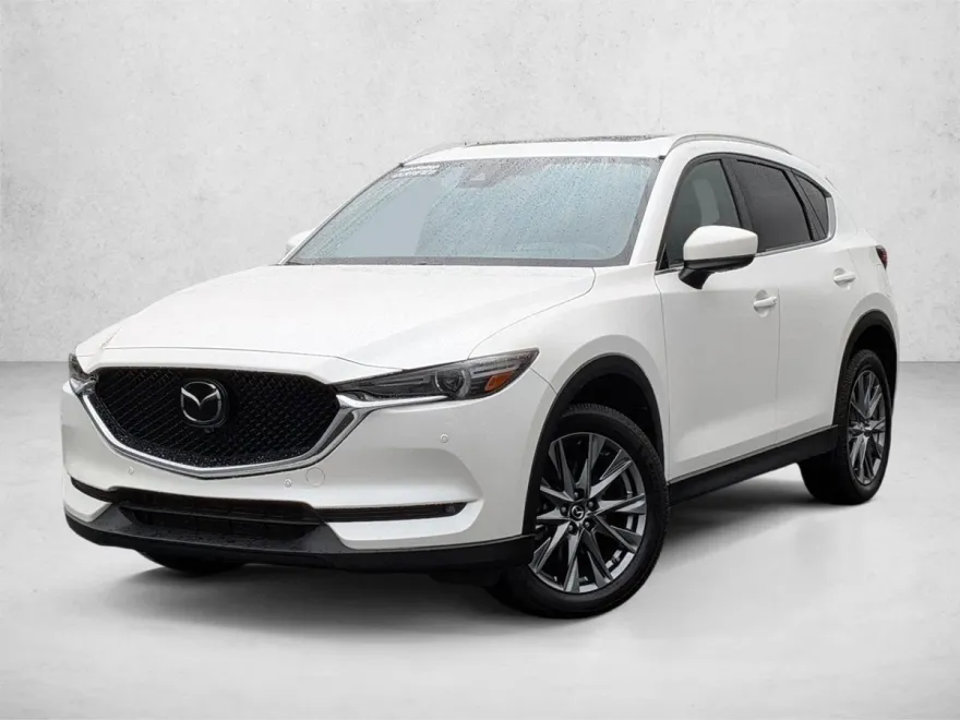 2019 Mazda CX-5 Signature photo 1