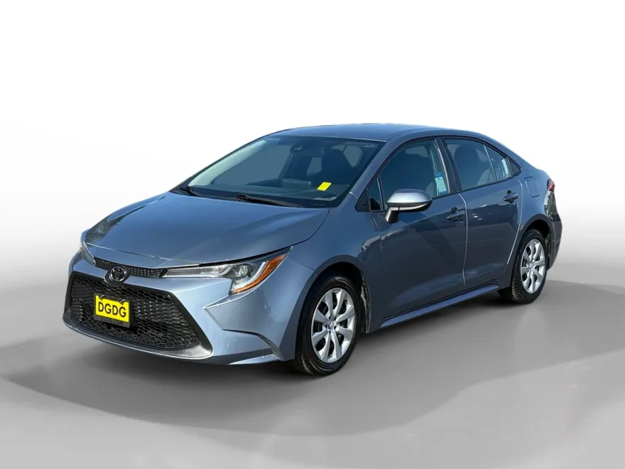 2022 Toyota Corolla LE photo 1