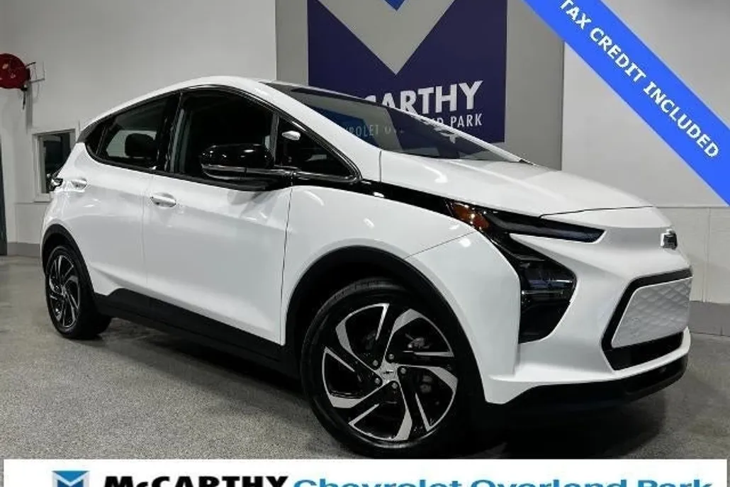 2023 Chevrolet Bolt EV 1LT photo 1