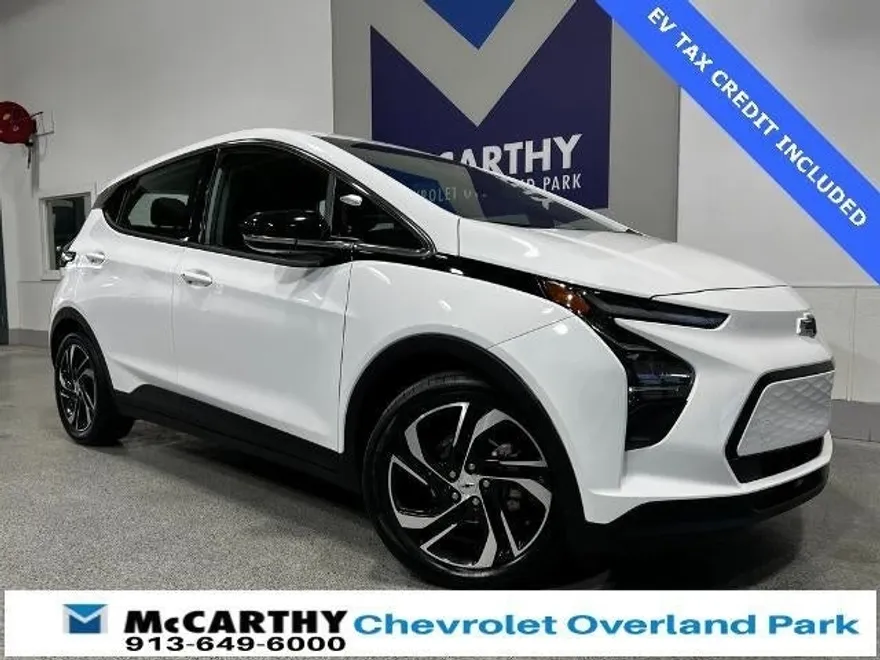 2023 Chevrolet Bolt EV 1LT photo 1
