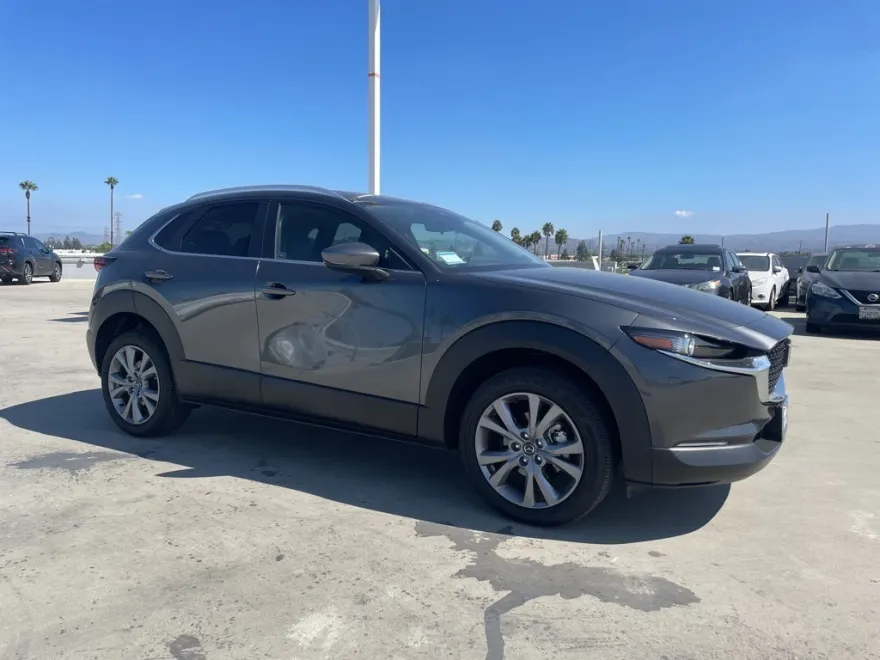 2025 Mazda CX-30 2.5 S Preferred photo 1