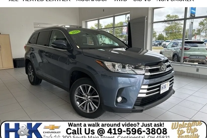 2019 Toyota Highlander XLE photo 1