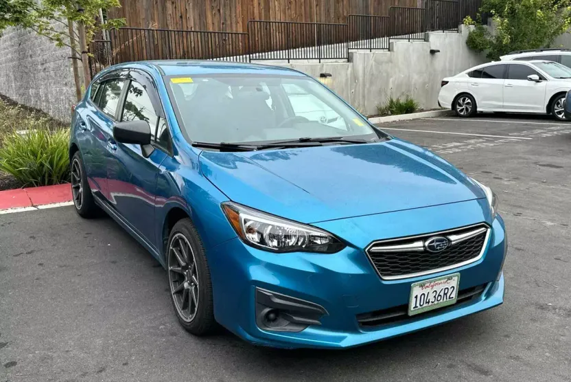 2019 Subaru Impreza 2.0i photo 1