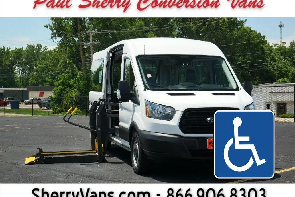 2019 Ford Transit photo 1