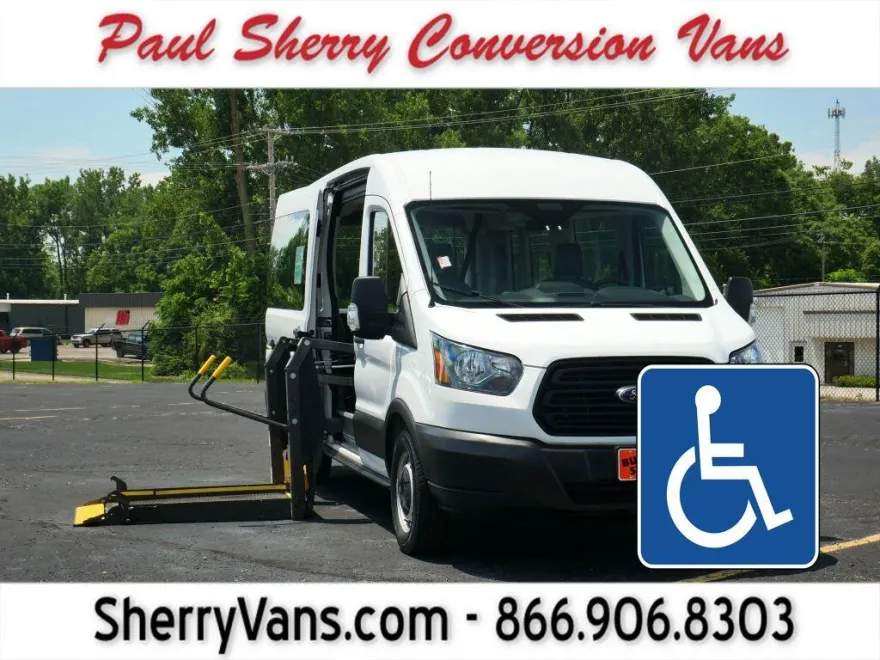 2019 Ford Transit photo 1