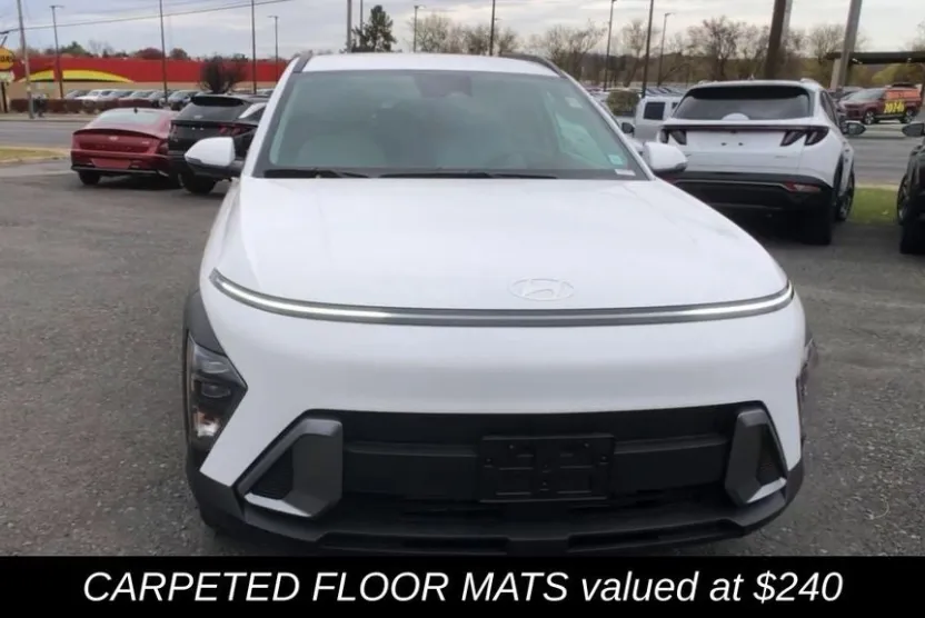 2025 Hyundai Kona SEL photo 1