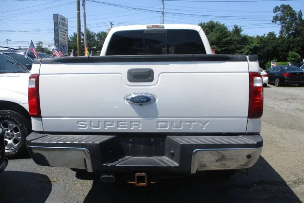 2015 Ford F-250 Lariat photo 1