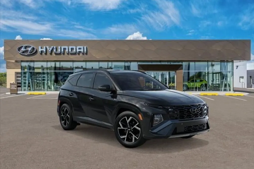 2025 Hyundai Tucson Hybrid N Line photo 1