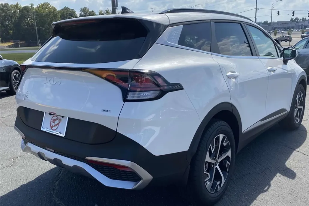 2024 Kia Sportage Hybrid EX photo 1