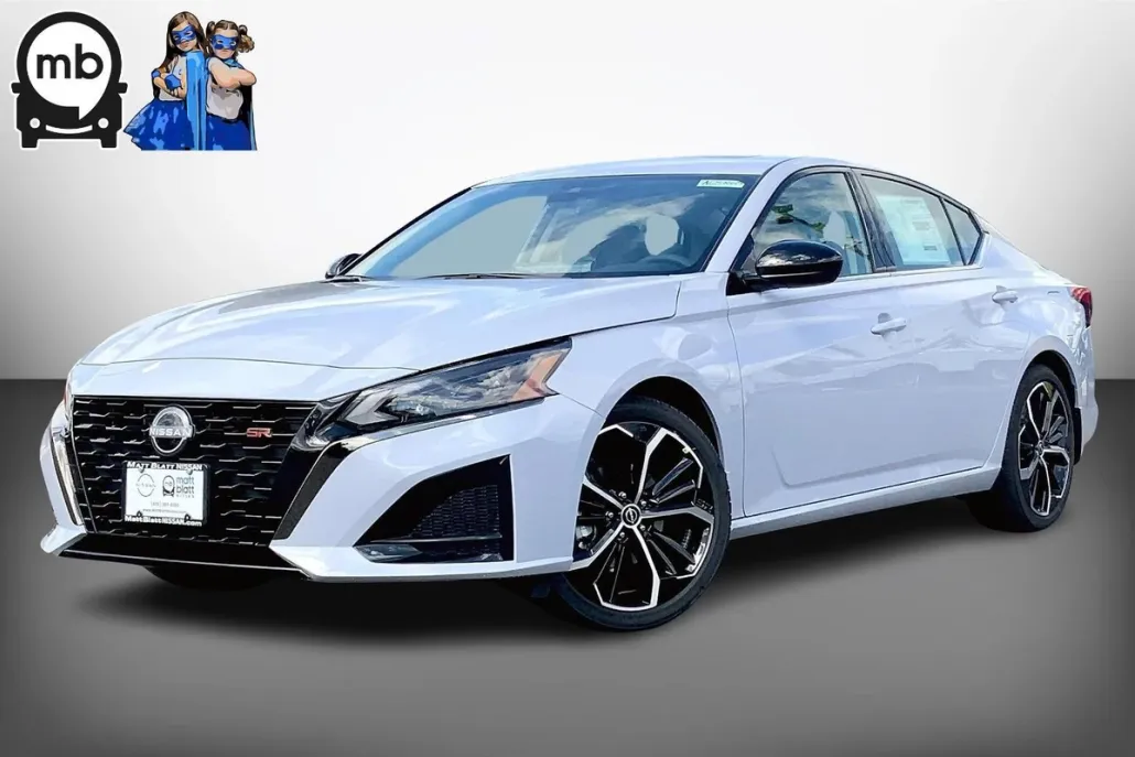2025 Nissan Altima SR photo 1