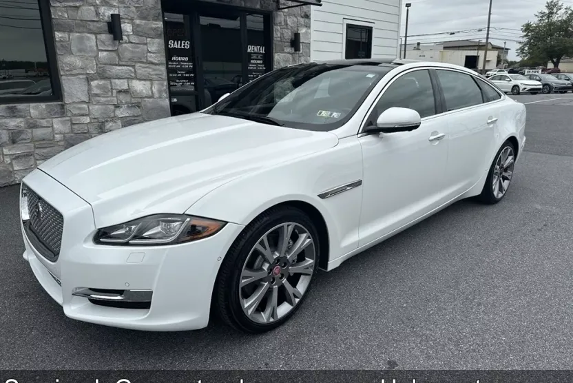 2019 Jaguar XJ XJL Portfolio photo 1