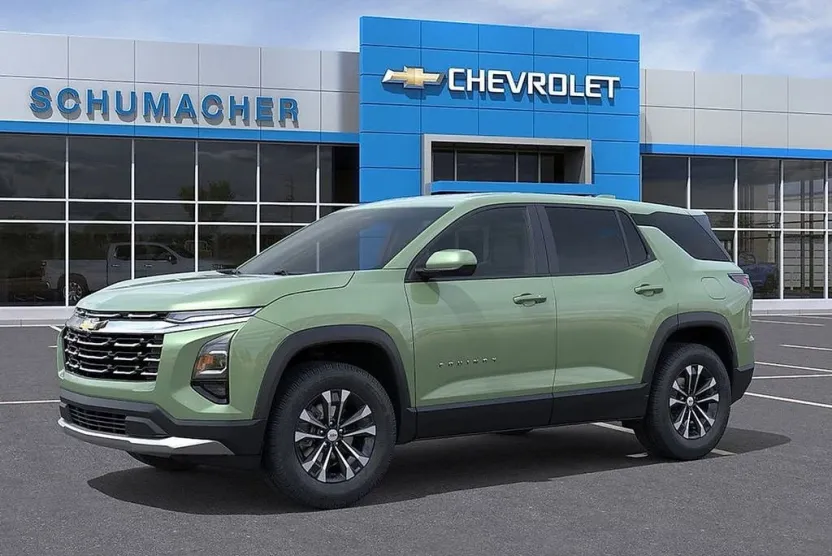 2026 Chevrolet Equinox LT photo 1