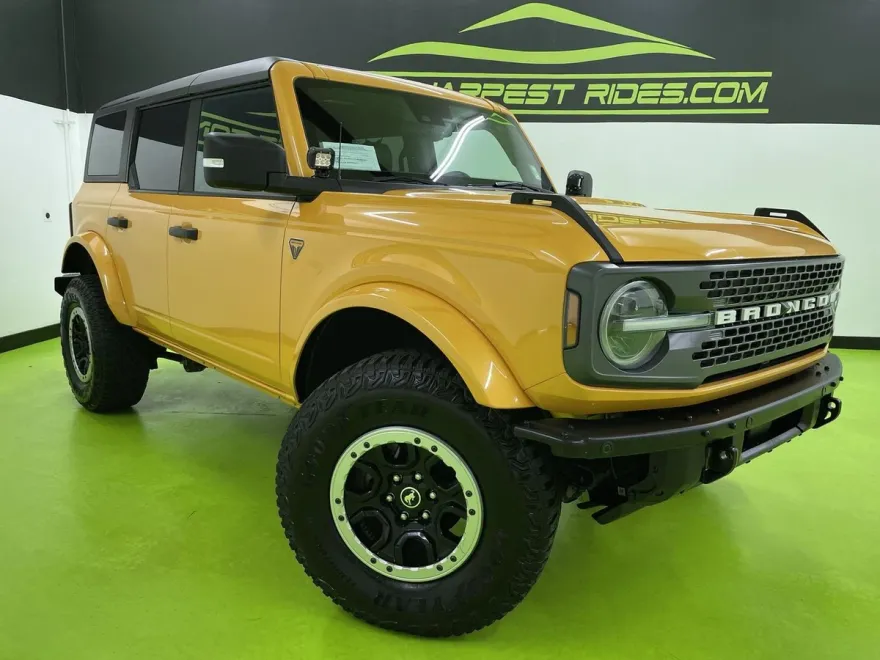 2022 Ford Bronco Badlands photo 1
