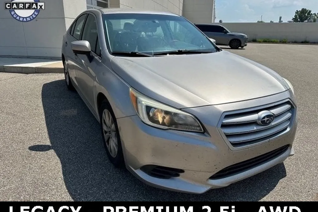 2016 Subaru Legacy 2.5i Premium photo 1