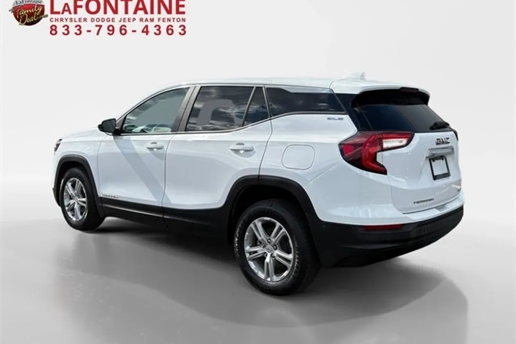 2022 Gmc Terrain SLE photo 1