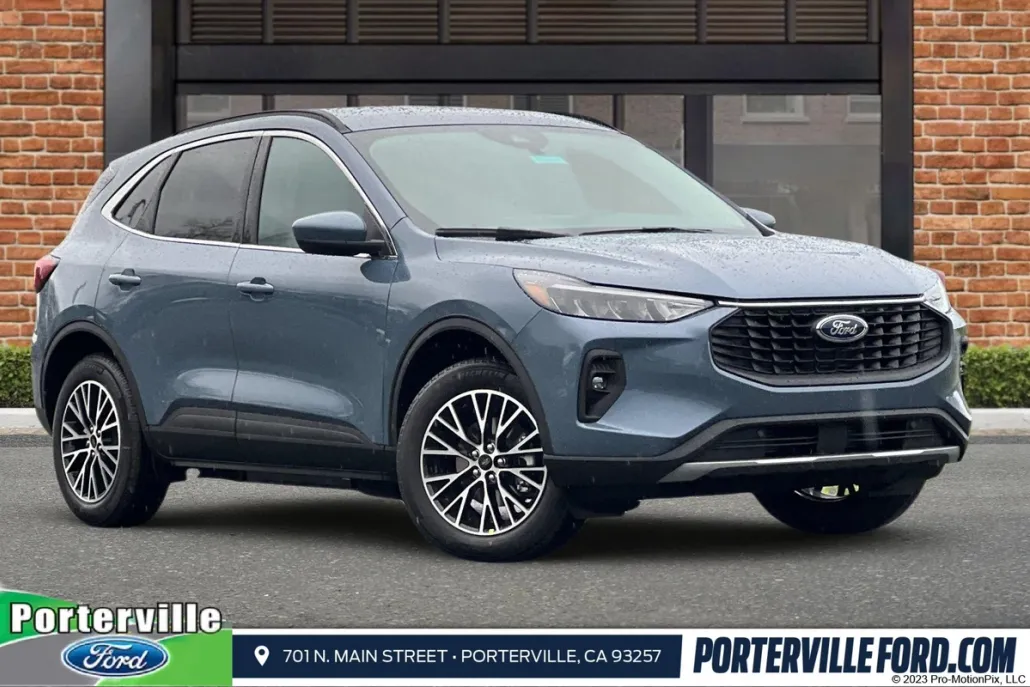 2025 Ford Escape Plug-In Hybrid photo 1