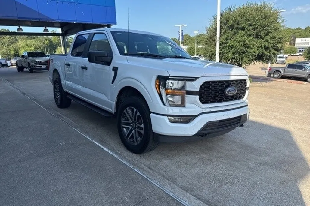 2023 Ford F-150 XL photo 1