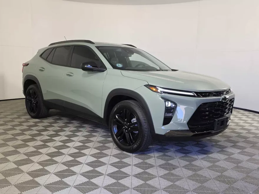 2024 Chevrolet Trax ACTIV photo 1
