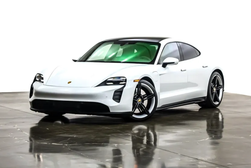 2024 Porsche Taycan GTS photo 1