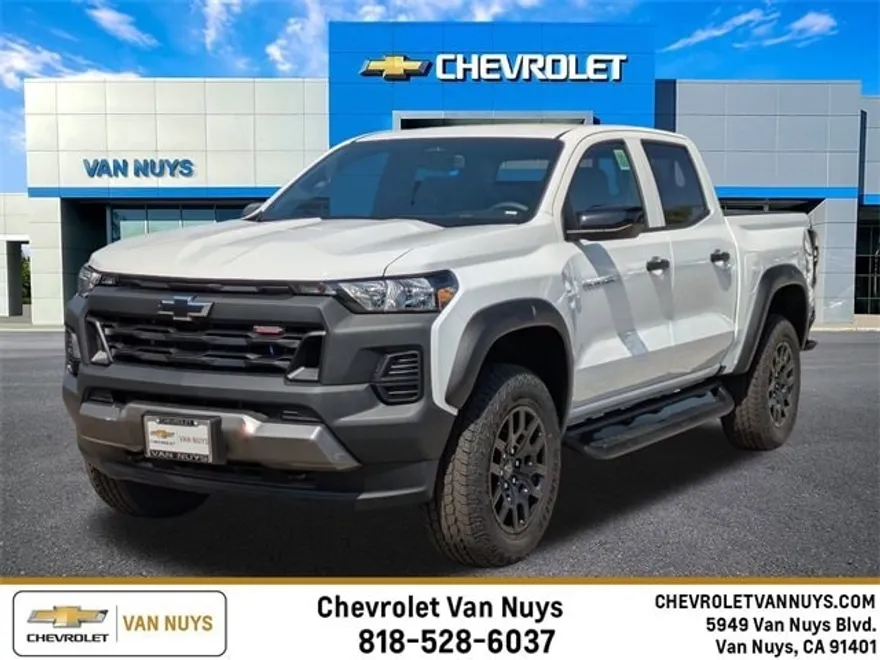2026 Chevrolet Colorado Trail Boss photo 1