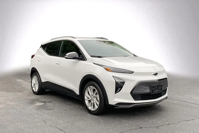 2023 Chevrolet Bolt EUV photo 1
