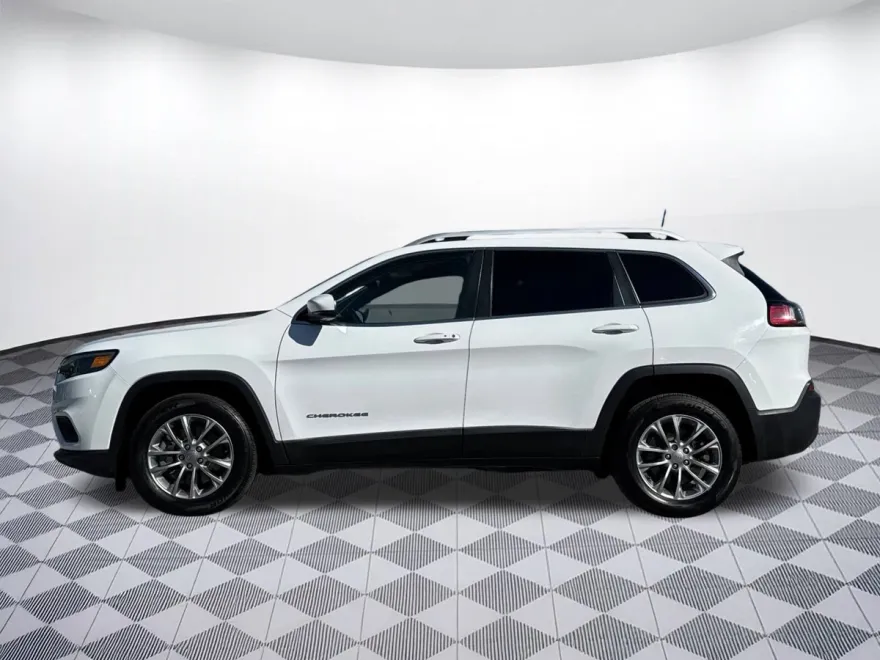 2019 Jeep Cherokee Latitude photo 1