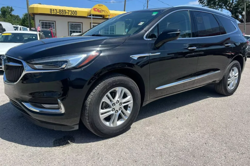 2019 Buick Enclave Essence Sport photo 1