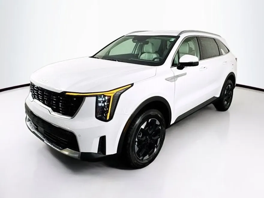 2026 Kia Sorento S photo 1