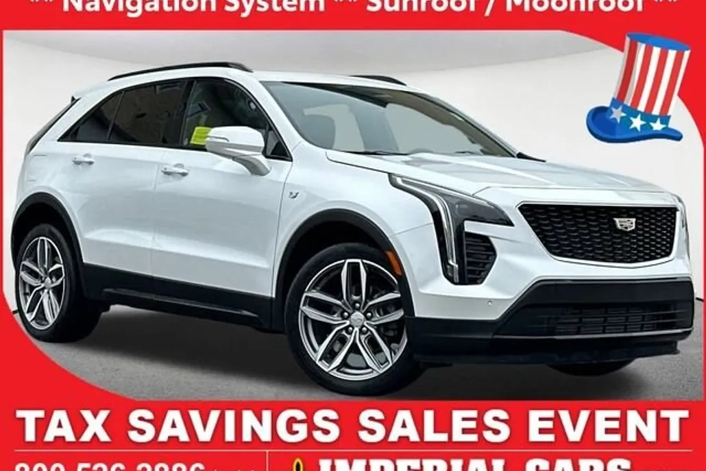 2023 Cadillac XT4 Sport photo 1