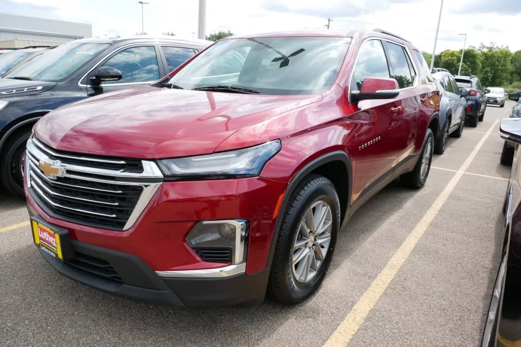2023 Chevrolet Traverse Cloth photo 1