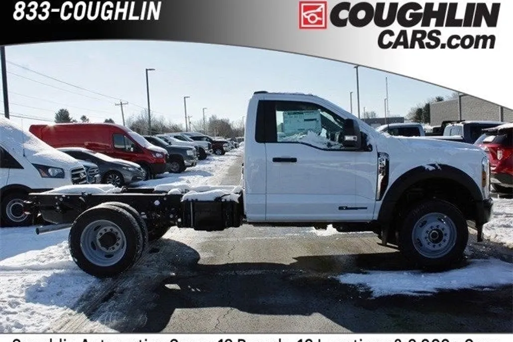 2024 Ford F-550 XL photo 1