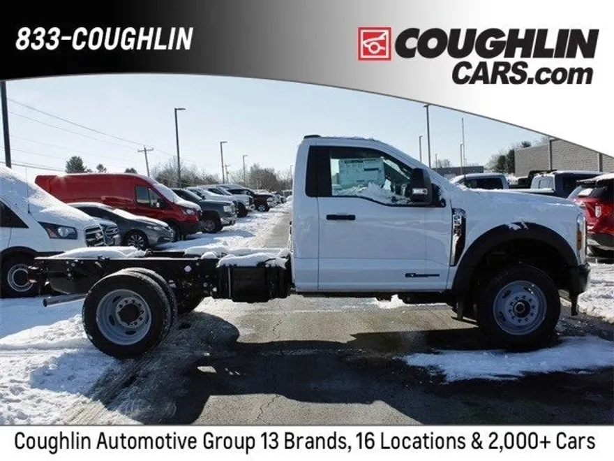 2024 Ford F-550 XL photo 1