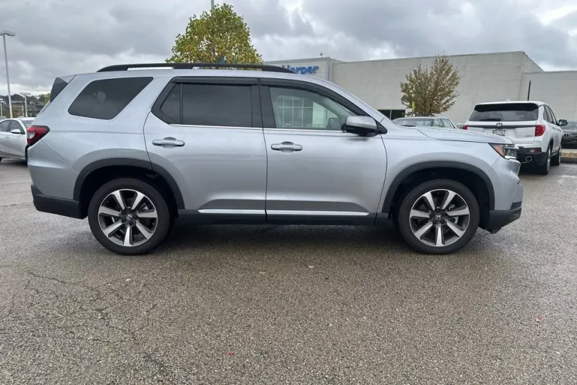 2024 Honda Pilot Elite photo 1