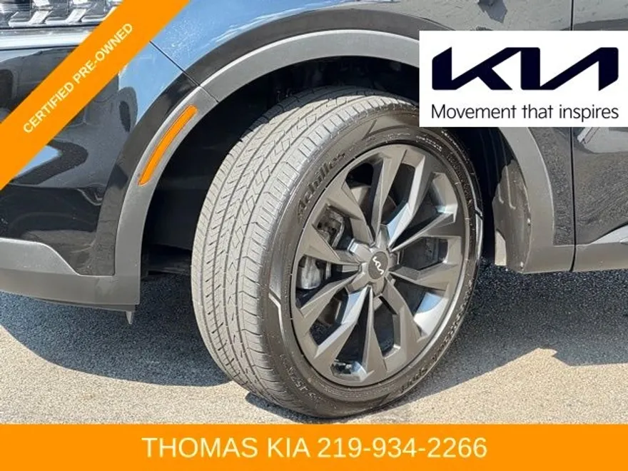 2022 Kia Sorento S photo 1
