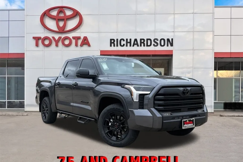 2025 Toyota Tundra SR5 photo 1