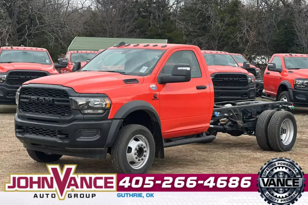2024 Ram 5500 Tradesman photo 1