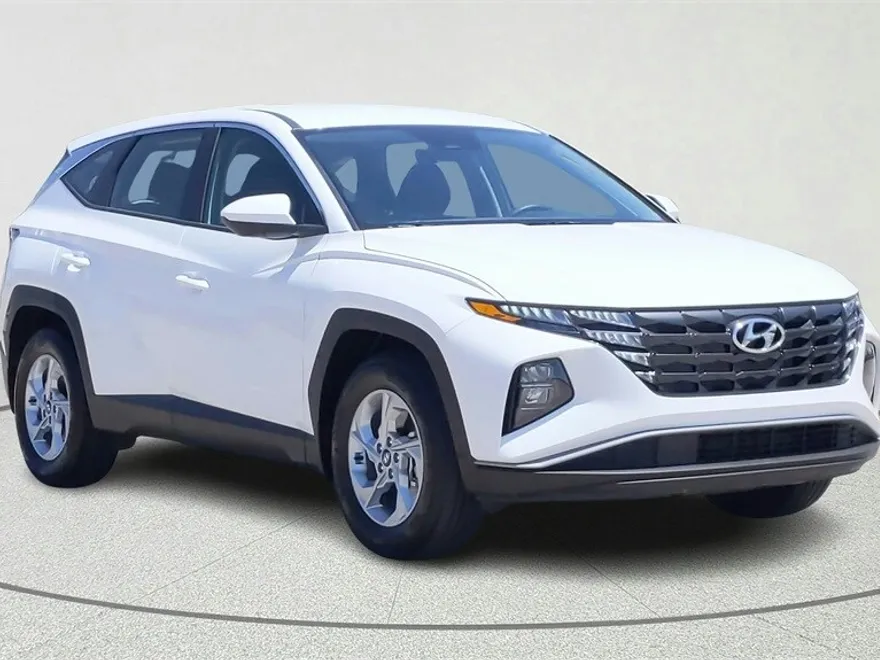 2023 Hyundai Tucson SE photo 1