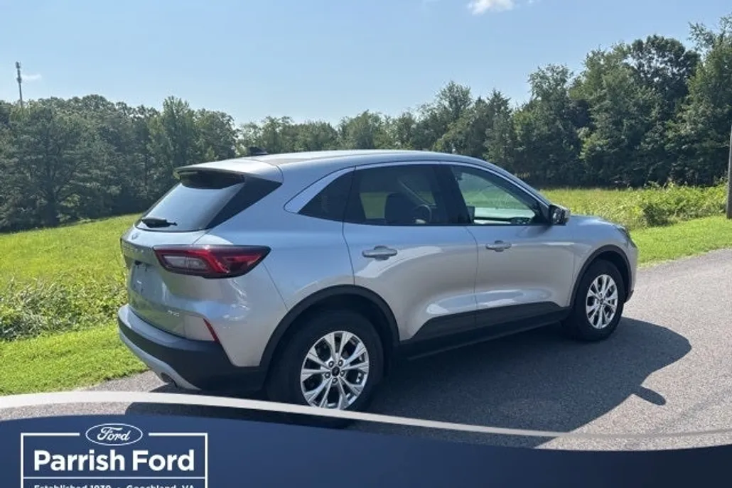 2023 Ford Escape Active photo 1