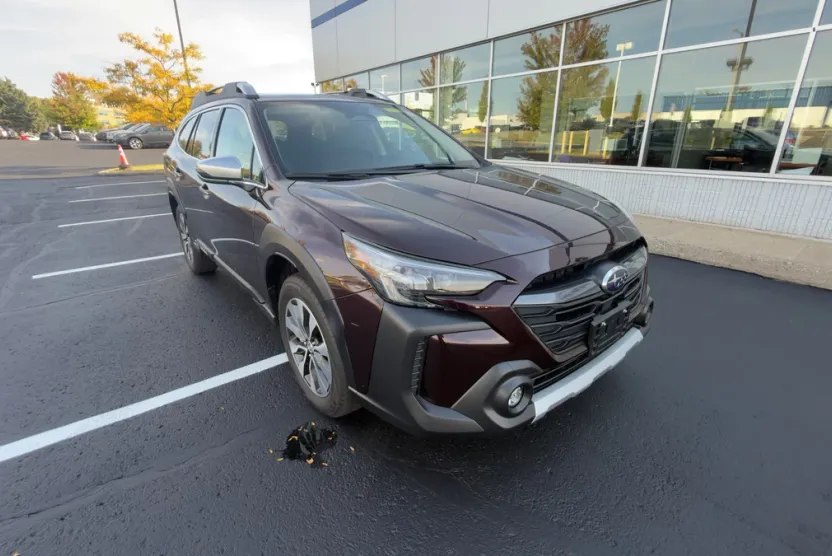 2025 Subaru Outback Touring XT photo 1