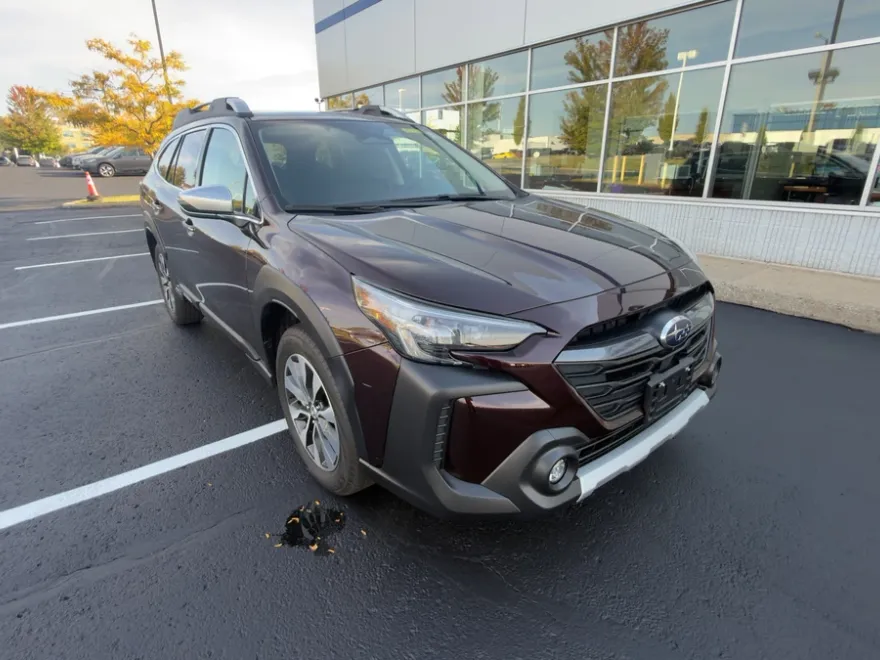 2025 Subaru Outback Touring XT photo 1