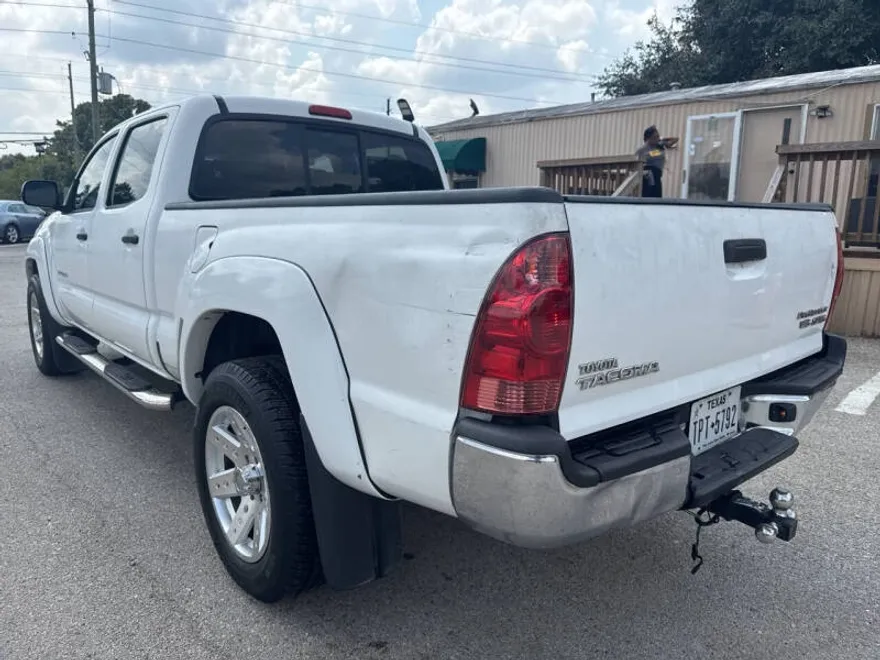2008 Toyota Tacoma PreRunner V6 photo 1