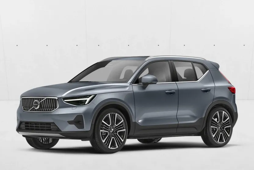 2023 Volvo XC40 Plus photo 1