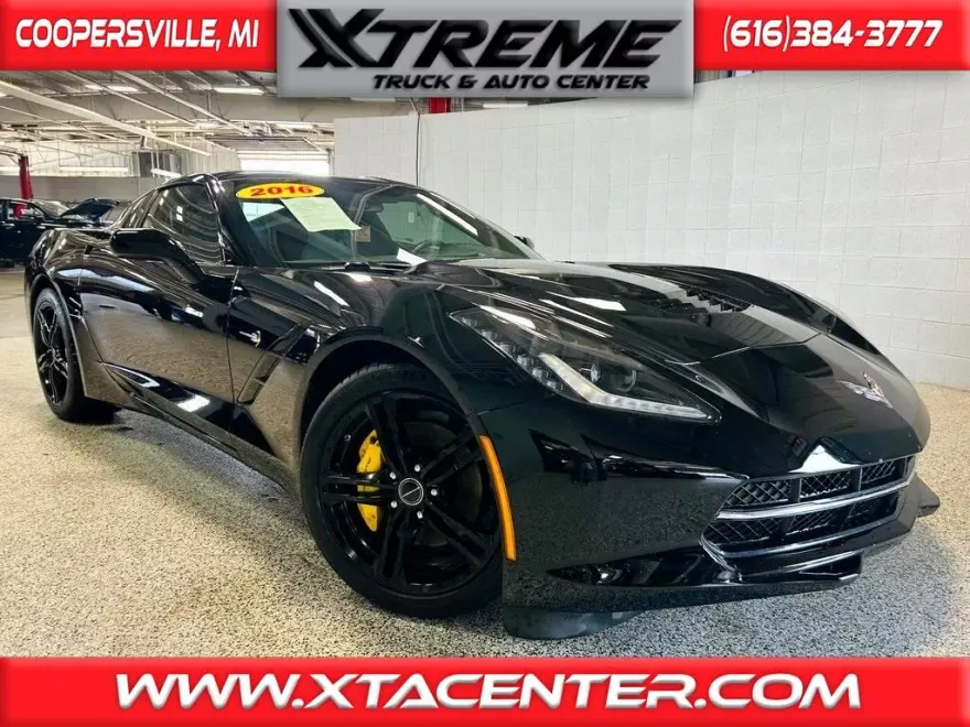 2016 Chevrolet Corvette Stingray 1LT photo 1
