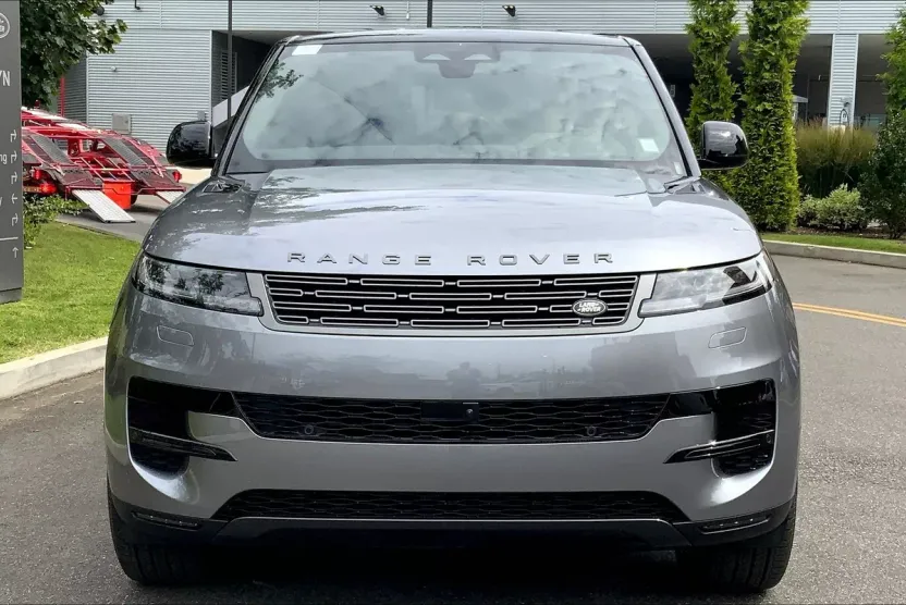 2025 Land Rover Range Rover Sport SE photo 1