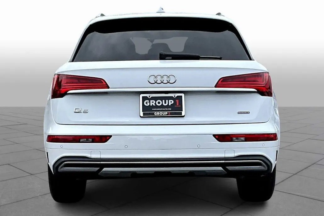 2021 Audi Q5 Premium photo 1